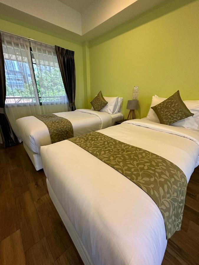 Capital O 75379 Sabai Living Pattaya Hotel Bagian luar foto