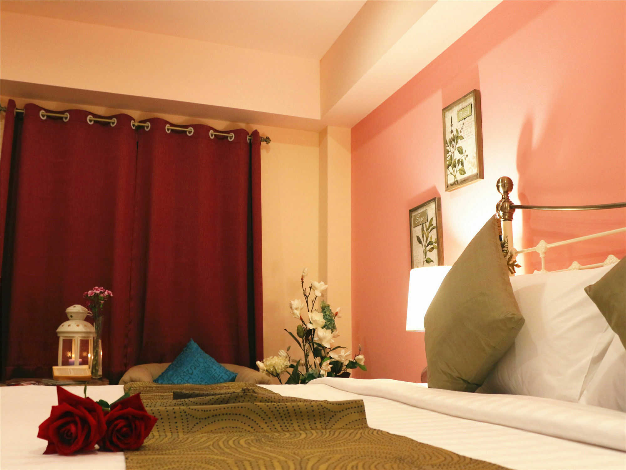 Capital O 75379 Sabai Living Pattaya Hotel Bagian luar foto